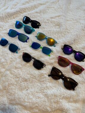 Assorted Colorful Sunglasses Lot - Mixed Frames and Mirrored Lenses